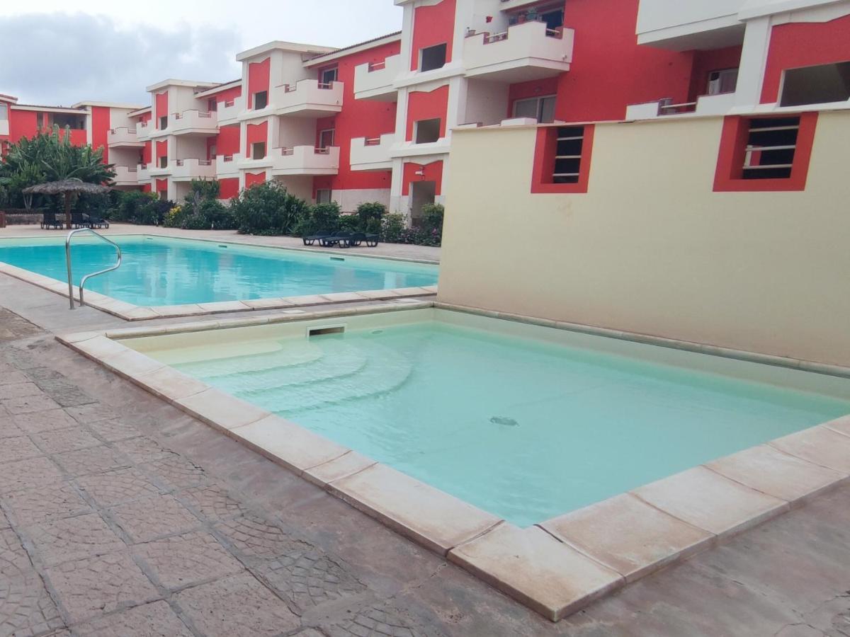 Sal Service Red Moradias Residence With Pool Santa Maria Dış mekan fotoğraf