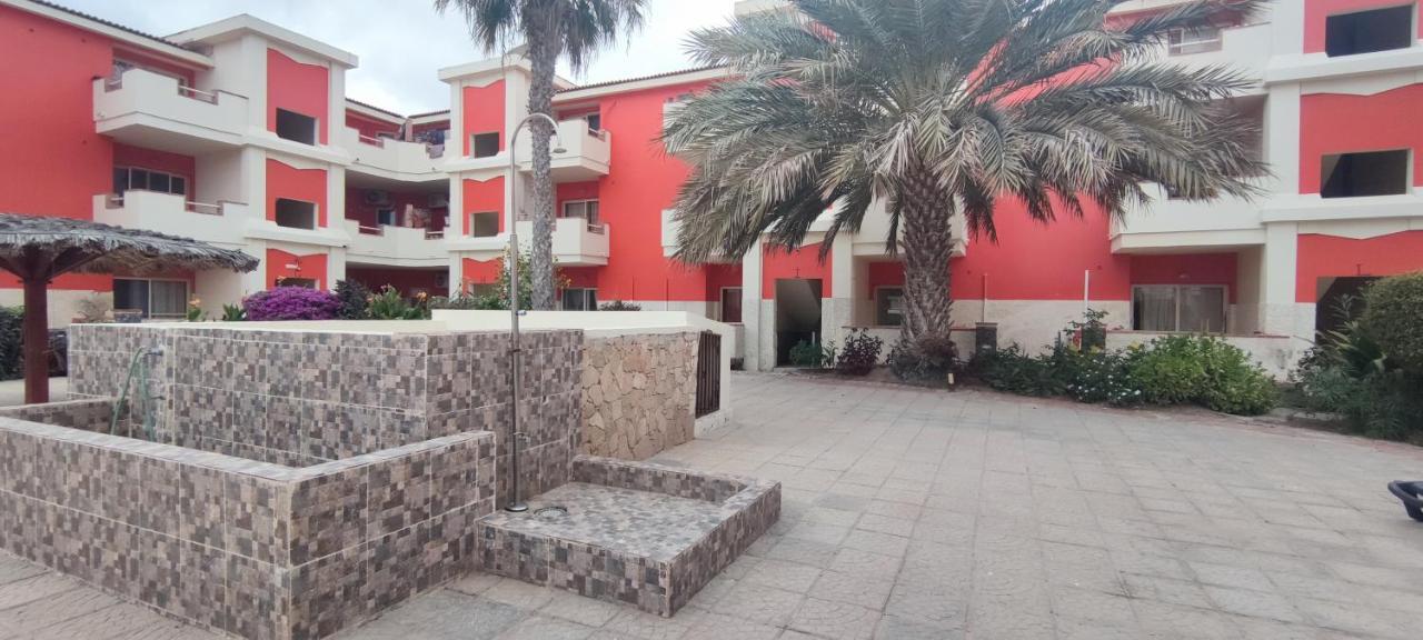 Sal Service Red Moradias Residence With Pool Santa Maria Dış mekan fotoğraf
